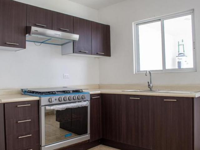 CASA EN VENTA EN RESIDENCIAL QUETZALI, ZONA CUAUTLANCINGO