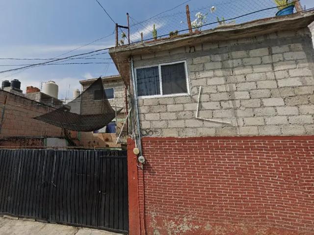 Casa en venta en Cuauchiles, Jiutepec, Morelos