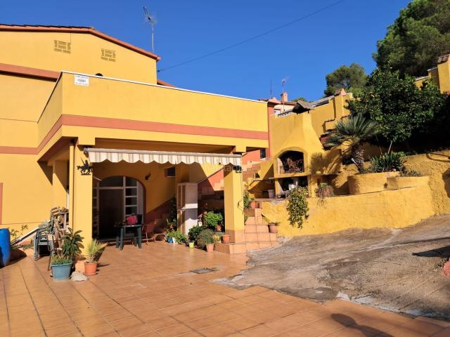 Casa en venta en Castellet i la Gornal. LOS JARDINES DE CUNIT. Casas Castellet i la.