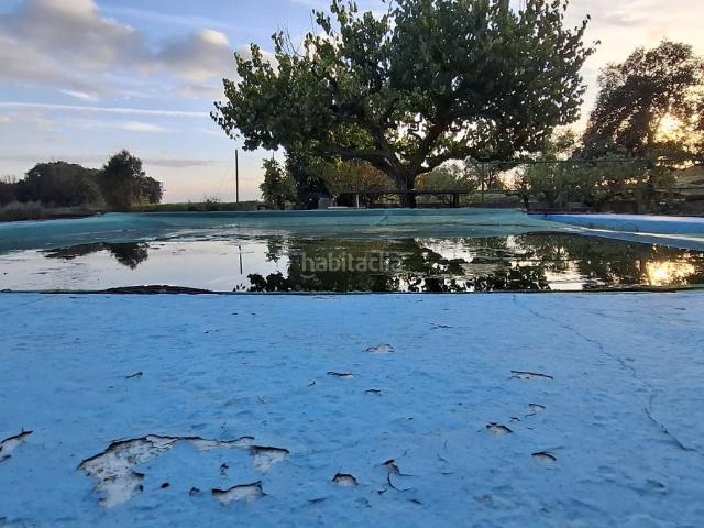 Casa en venta en Cubells. TORRE CON PISCINA TERRENO Y ALMACEN. Casas.