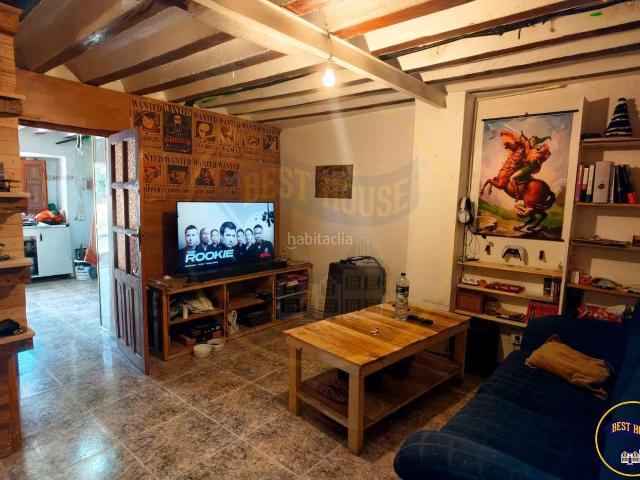 Casa en venta en Cuenca, San Fernando Carretera de Valencia. AMPLIA CASA DE 6 HABITACIONES EN MOHORTE. Casas.