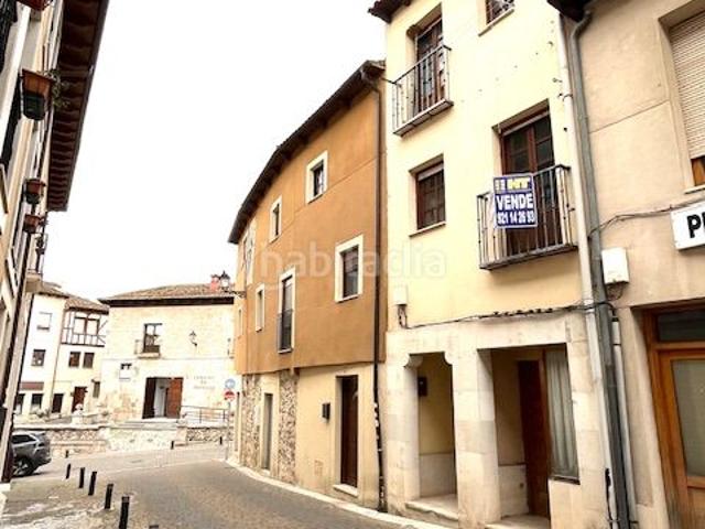 Casa en venta en Cuéllar. EDIFICIO EN CALLE LOS HERREROS 16. Casas.