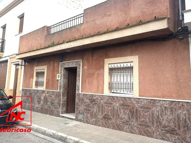 Casa en venta en Cuervo de Sevilla El. Casa en PLANTA BAJA con gran potencial en zona El GamoOportunidad única para reformar y crear tu hogar ideal! Esta vivienda se enc. Casas Cuervo de Sevilla.
