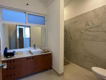 Casa en venta en Cuernavaca en 2da privada de Diana, a unos metros de Averanda, Galerías y la autopi