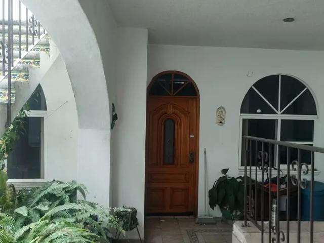 Casa en Venta en Cuernavaca, Morelos Cerca IMSS Plan de Ayala en Zona LA LUNA