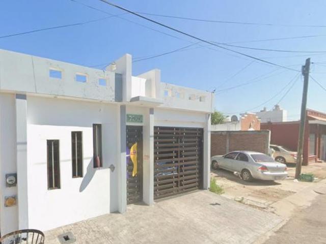 Casa en venta en Culiacán, Sinaloa. CLM adjudicada