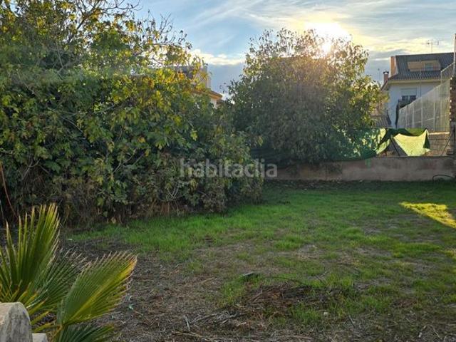 Casa en venta en Cúllar Vega. Casa antigua para reformar en el centro del pueblo. Casas Cúllar.