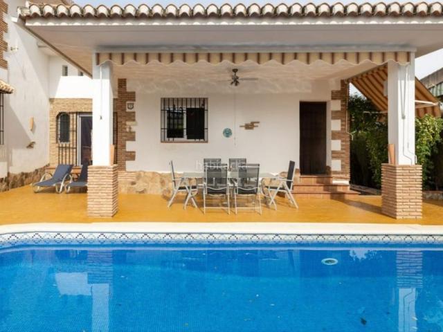 Casa en venta en Cúllar Vega. Casas Cúllar.