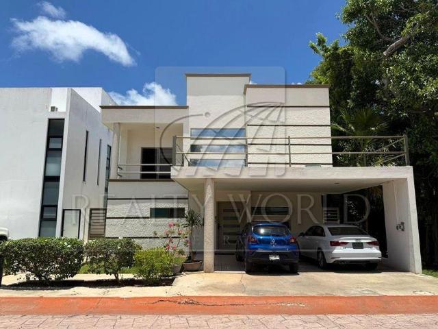 003 00577 CV Casa en Venta en Canc?n, Quintana Roo