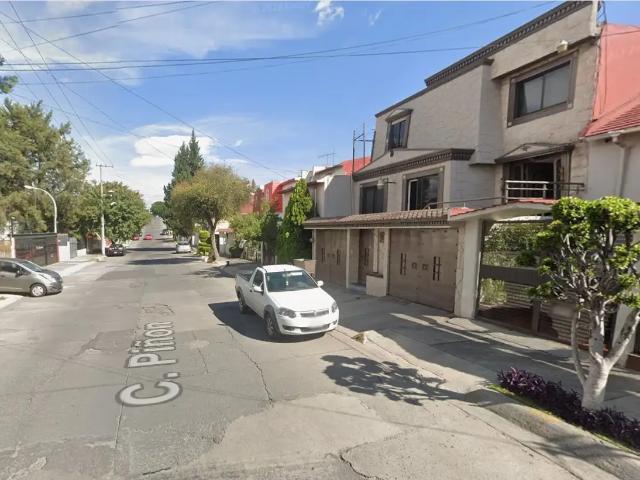 Casa en venta en Cumbres de San Mateo, Naucalpan de Juárez, México