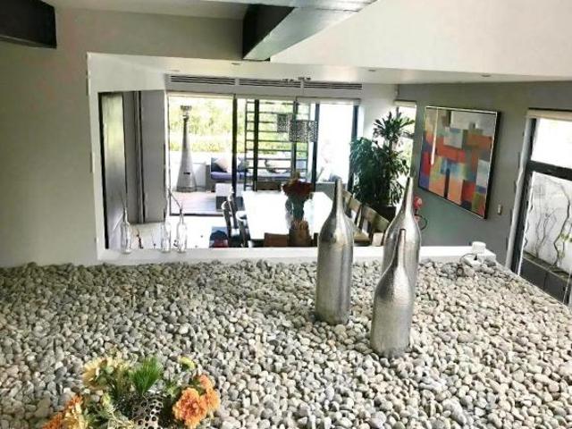 CASA EN VENTA EN CUMBRES DE SANTA FE CON ACCIÓN DEL CLUB INCLUIDA!