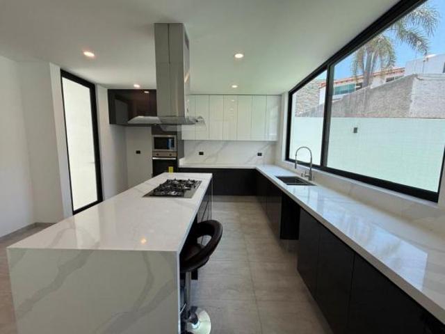 Casa en venta en Cumbres del Cimatario, Residencia de Autor, Roof Garden, Luxury