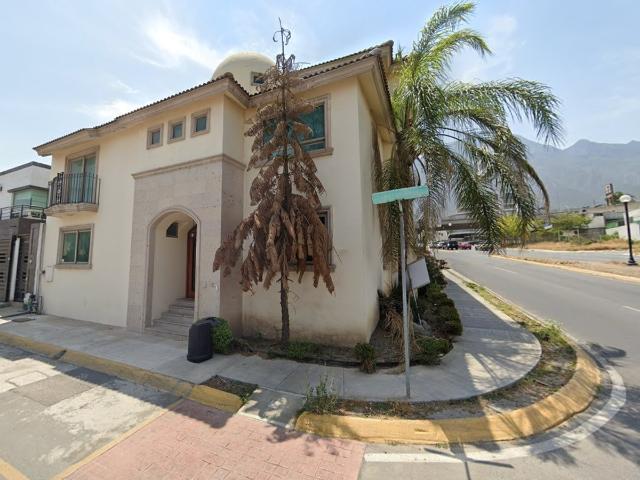 CASA EN VENTA EN CUMBRES ELITE, MONTERREY – 271 M² DE CONSTRUCCIÓN