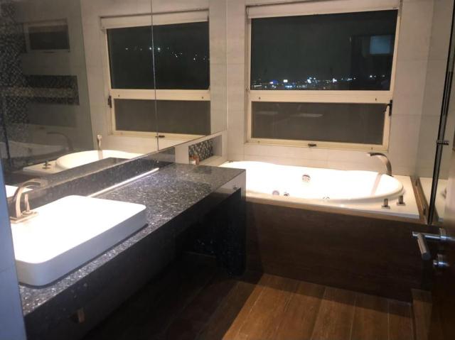 Casa en venta en Cumbres Elite Premier Privada Santa Helena, Monterrey, Nuevo León