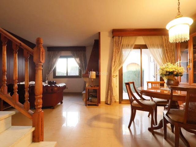 Casa en venta en Cunit, Cunit Residencial Costa Dorada. BONITA CASA EN ZONA RESIDENCIAL DE CUNIT. Casas.