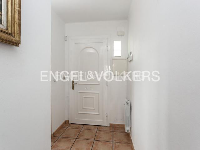 Casa en venta en Cunit, Costa Cunit Els Jardins Els Rosers Costa Dorada. Exclusivo Chalet Unifamiliar con vistas al mar!. Casas.