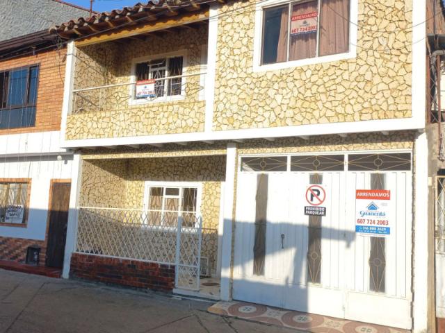 Casa En Venta En Curiti En San Roque V383228