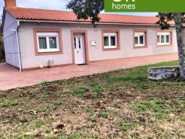 Casa en venta en Curtis. IMPRESIONANTE, Y ENTORNO 10!. Casas.