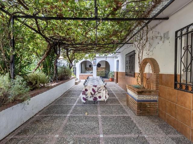 Casa en venta en Cacín. CASA DE PUEBLO REFORMADA CON PISCINA PRIVADA Y POTENCIAL DE ALQUILER Cacín, Granada Cerca del embalse de Los Bermejales. Casas.