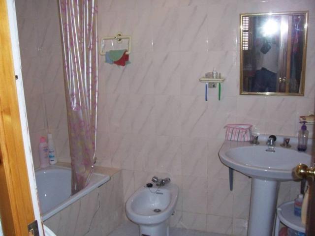 Casa en Venta en Cacín