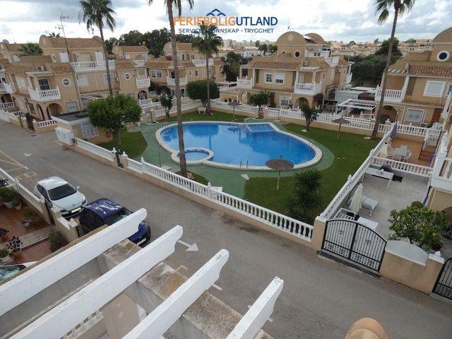 Casa en venta en Cabo Roig, Alicante Costa Blanca