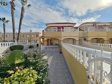 Casa en venta en Cabo Roig, Alicante Costa Blanca