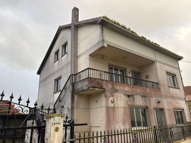 Casa en venta en Cabana de Bergantiños. Oportunidad. Casas Cabana de.