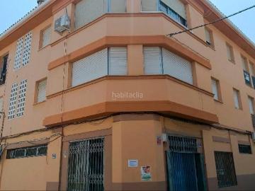 Casa en venta en Cabra del Santo Cristo. Encantadora vivienda en la primera planta de un edificio en Cabra del Santo Cristo, Jaén. Con una superficie de 88,61 m2, esta aco. Casas Cabra del Santo.