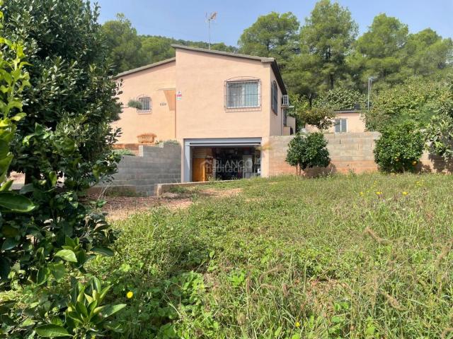 Casa en venta en Cabrera d´Anoia. Casas Cabrera.