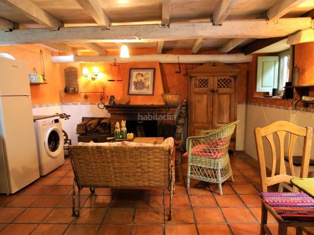 Casa en venta en Cabuérniga. CASA DE PIEDRA EN CARMONA. Casas.