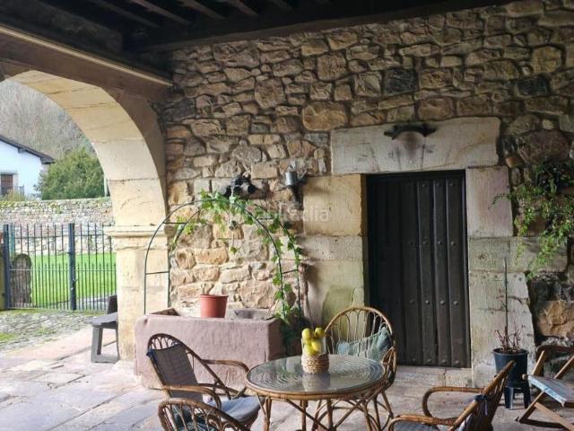 Casa en venta en Cabuérniga. Valle Cabuérniga Cantabria auténtica, verde y serena. Casas.