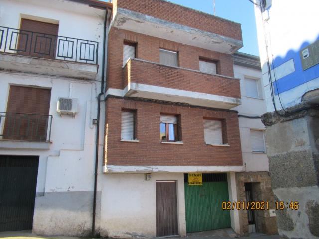 Casa en Venta en Cadalso, Cáceres