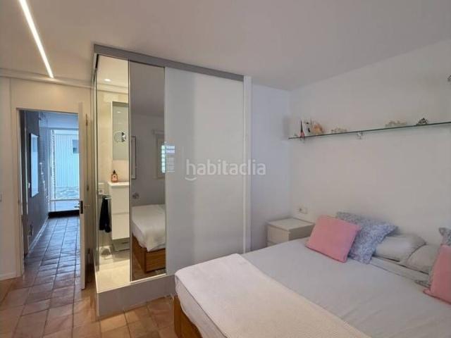 Casa en venta en Cadaqués Costa Brava. Casa adosada en venta en Cadaqués. Casas.
