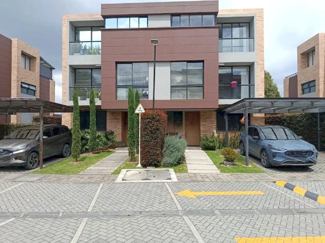 Casa En Venta En Cajica En Canelon V406171