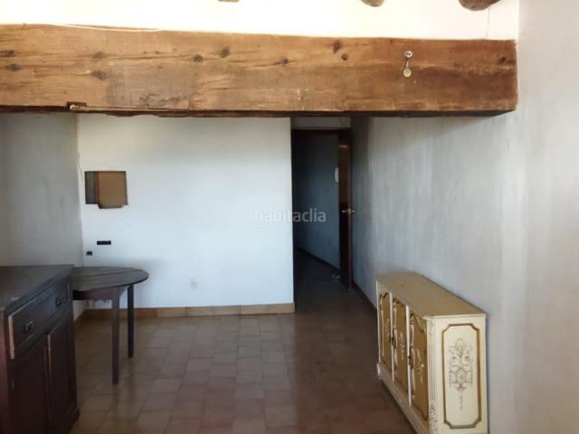 Casa en venta en Calaceite. CASA DE 250 M2 EN EL CENTRO URBANO DE CALACEITE. IDEAL PARA DESTINAR A NEGOCIO RELACIONADO CON EL TURISMO RURAL. Casas.