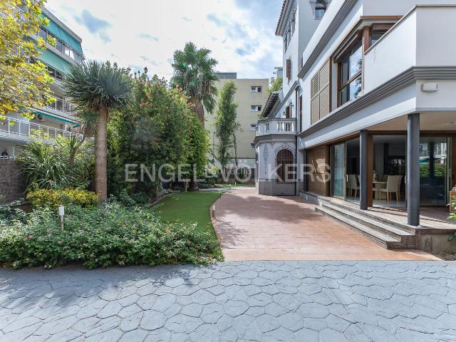Casa en venta en Calafell, Calafell Platja Costa Dorada. Majestuosa Casa Colonial de lujo junto al mar. Casas.