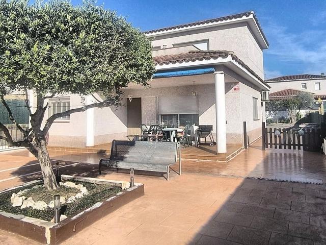 Casa en venta en Caldes de Malavella. Casa Caldes de Malavella Can Solà Gros 2. Casas Caldes de.