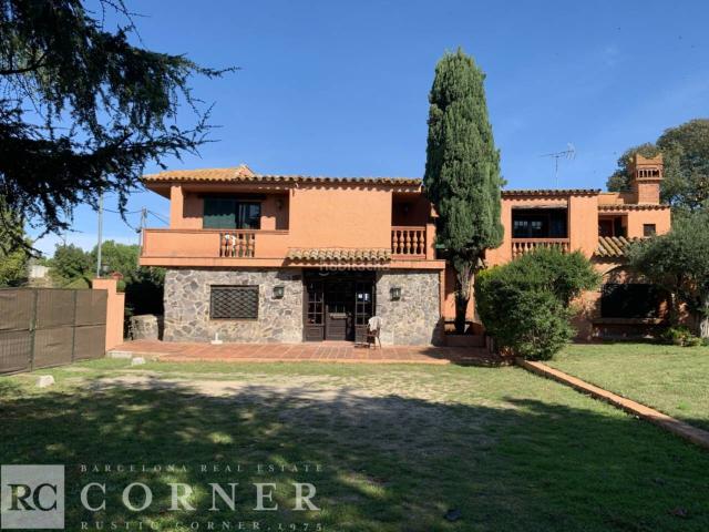 Casa en venta en Caldes de Malavella. Masía en venta en Franciach. Casas Caldes de.