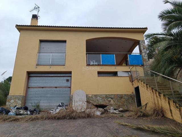 Casa en venta en Caldes de Malavella. Unifamiliar en venta en Caldes de Malavella. Casas Caldes de.
