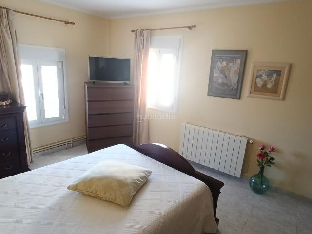 Casa en venta en Calera y Chozas. OPORTUNIDAD EN CALERA Y CHOZAS. Se VENDEN 2 CASAS, que suman un total de 320 m2 construidos, sobre una superficie total de 550 m2. Casas Calera y.