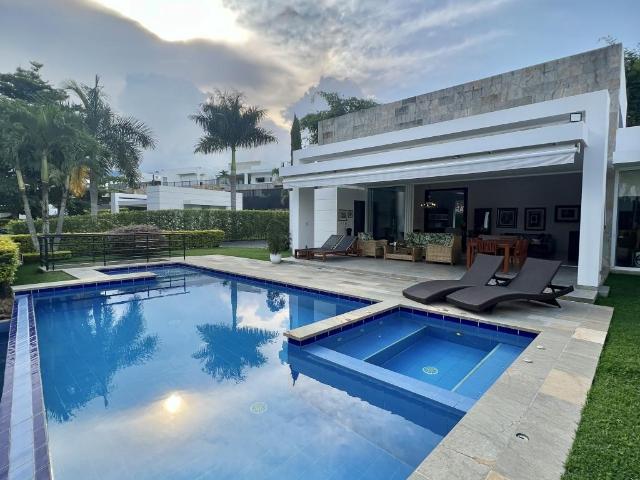 Casa En Venta En Cali En Ciudad Jardin V152835