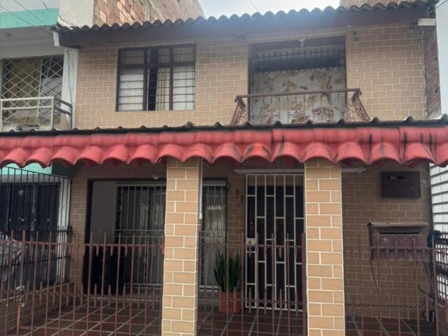 Casa En Venta En Cali En Los Andes V270083