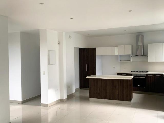 Casa En Venta En Cali En Santa Teresita V242049