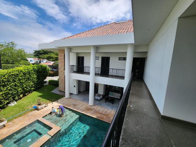 Casa En Venta En Cali En Pance V228002