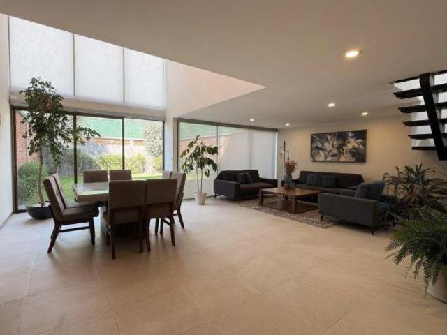 CASA EN VENTA EN CALIMAYA PEDREGAL DEL BOSQUE