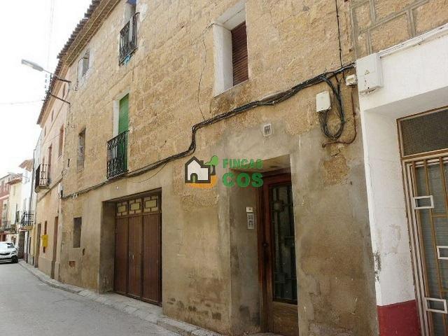 Casa en venta en calle Major, Massalcoreig, de 740 m² 5 habitaciones por 94.500