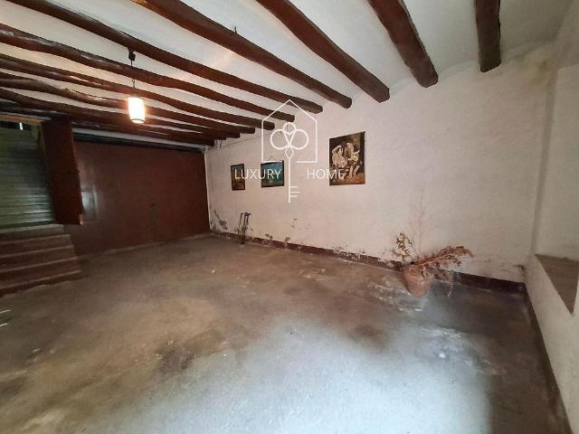 Casa en venta en calle Major, Begues, de 261 m² 3 habitaciones por 350.000