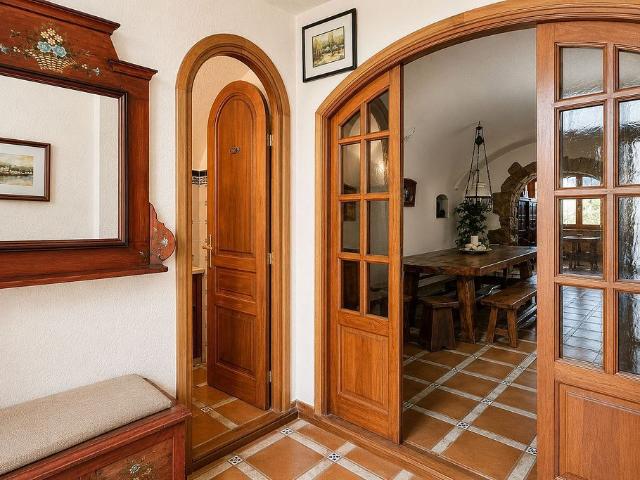 Casa en venta en calle Major, Darnius, de 146 m² 3 habitaciones por 360.000