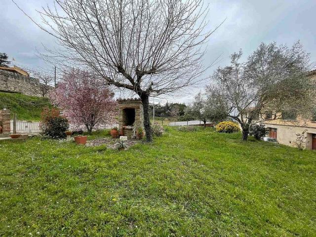 Casa en venta en calle Manresa, Calders, de 392 m² 4 habitaciones por 330.000