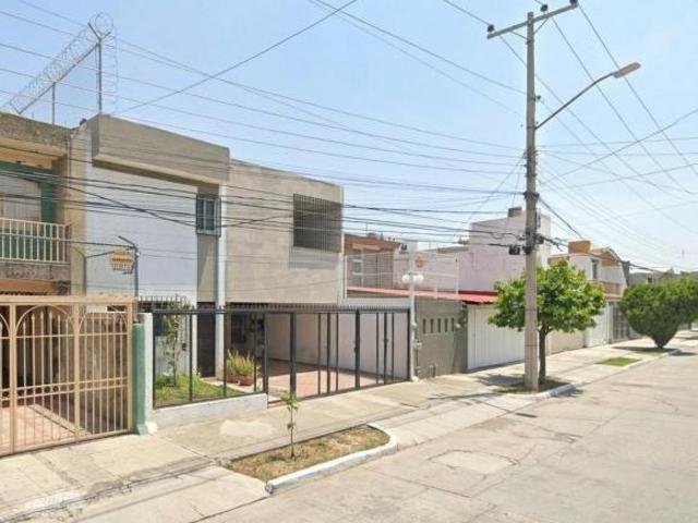 Casa en venta en calle Mármol, Fracc Residencial Victoria, Zapopan, Jalisco